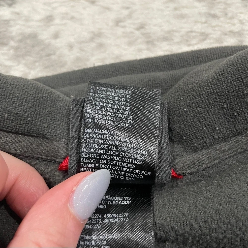 The North Face Grey Fleece 1/4 Zip Pullover